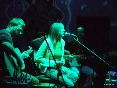 "Мамкины бусы". Фото с февральских концертов 2009