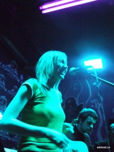 "Мамкины бусы". Фото с февральских концертов 2009 