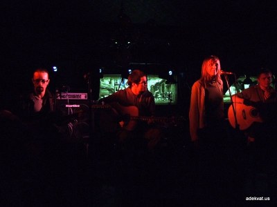 "Мамкины бусы". Фото с февральских концертов 2009