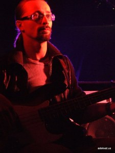 "Мамкины бусы". Фото с февральских концертов 2009 