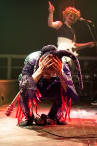 30/04/10 1-2-3-4-5 лет "Бо Промо"