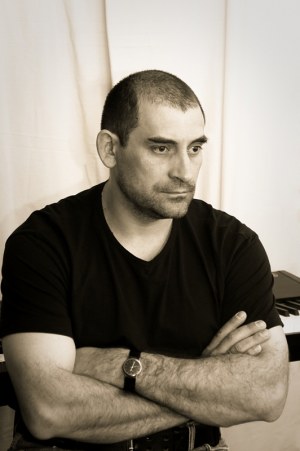 01/05/10 The UNB в студии и на концерте