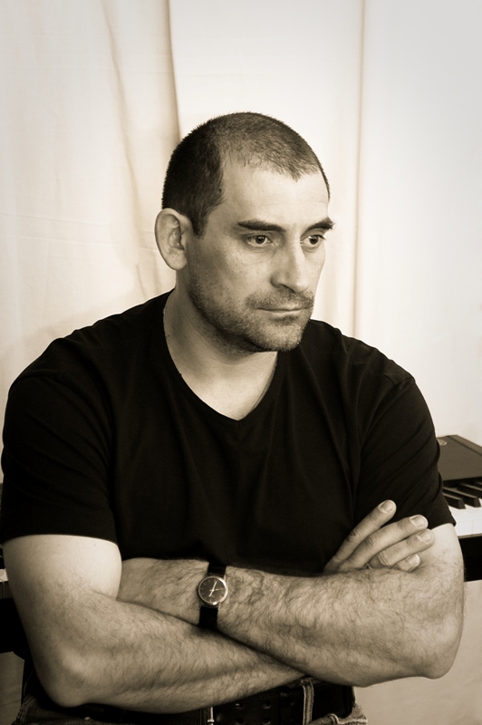 01/05/10 The UNB в студии и на концерте