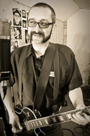 01/05/10 The UNB в студии и на концерте