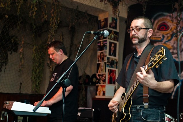 01/05/10 The UNB в студии и на концерте