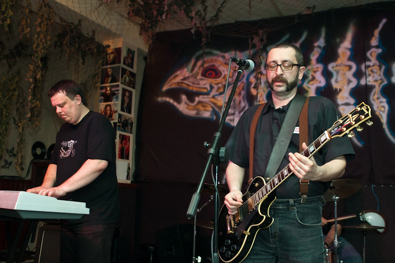 01/05/10 The UNB в студии и на концерте