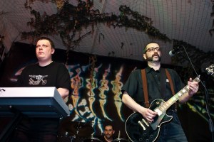 01/05/10 The UNB в студии и на концерте