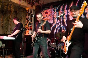 01/05/10 The UNB в студии и на концерте