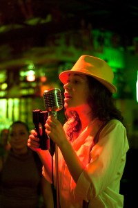 08/05/10 Miss Silence в пивной "История"