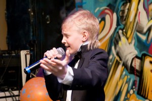 21/05/10 Юра Демидович в "Граффити"