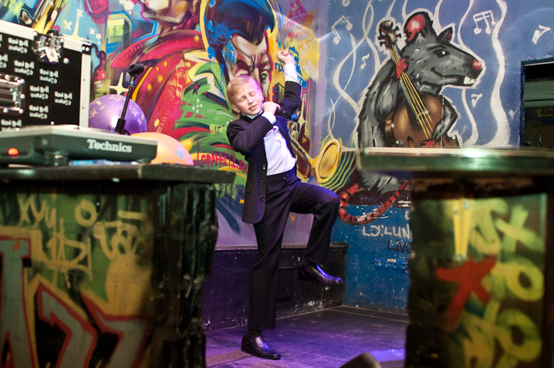 21/05/10 Юра Демидович в "Граффити"