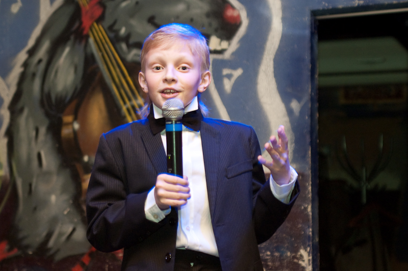 21/05/10 Юра Демидович в "Граффити"