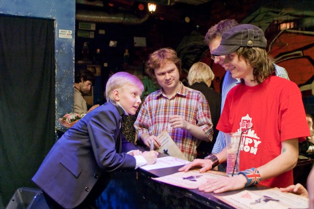 21/05/10 Юра Демидович в "Граффити"