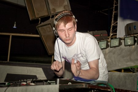 22/05/10  System Error + 4KUBA