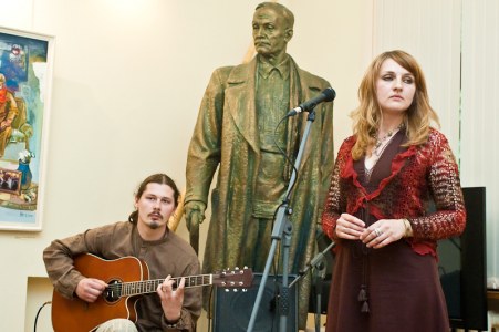 28/05/10 Дзівасіл у Купалаўскім музеі