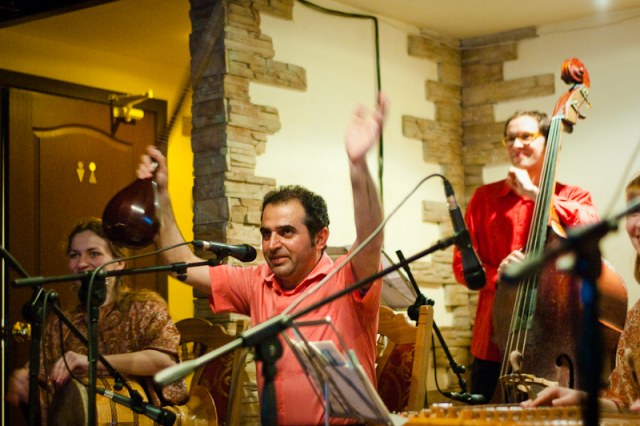 01/06/10 Массуд Талебани и Awindar