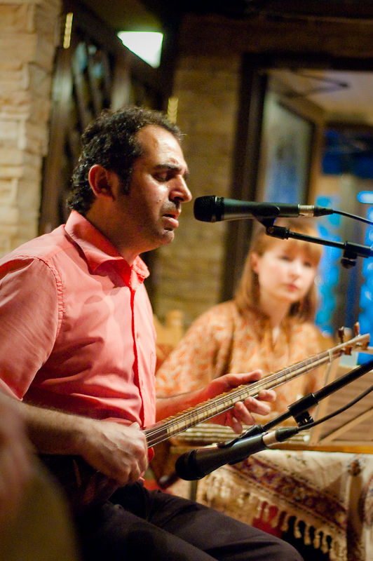 01/06/10 Массуд Талебани и Awindar