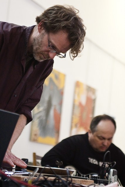 10/04/10 - Неофициальное открытие фестиваля InTouch во Дворце Искусств