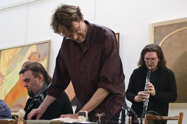 10/04/10 - Неофициальное открытие фестиваля InTouch во Дворце Искусств