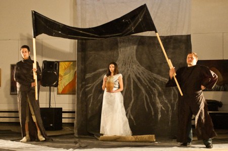 10/04/10 - Неофициальное открытие фестиваля InTouch во Дворце Искусств