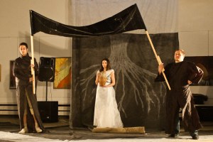 10/04/10 - Неофициальное открытие фестиваля InTouch во Дворце Искусств