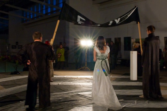 10/04/10 - Неофициальное открытие фестиваля InTouch во Дворце Искусств