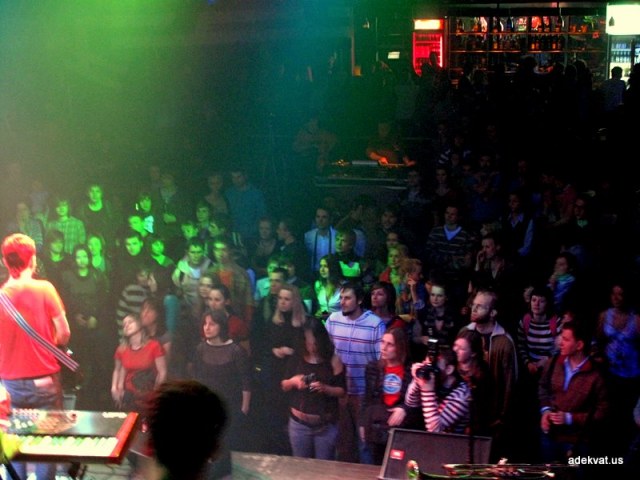 07/03/10 - Группа "Lюк" при участии группы CherryVata @ Реактор