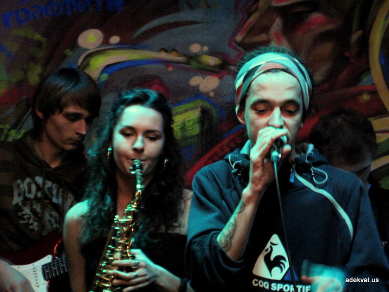 06/04/10 - Graffiti Open Music Fest: NicePrice