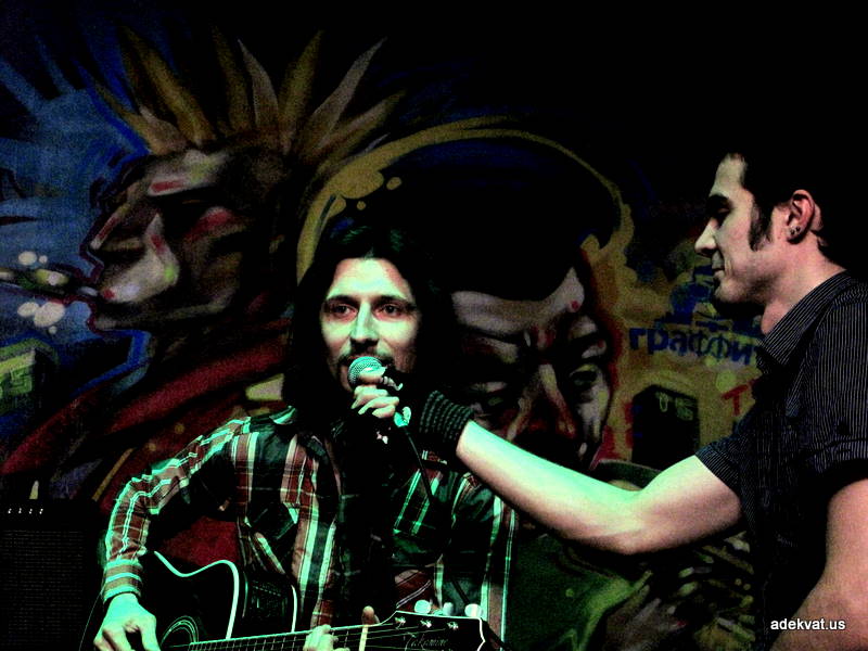 06/04/10 - Graffiti Open Music Fest: Floor Sixteen