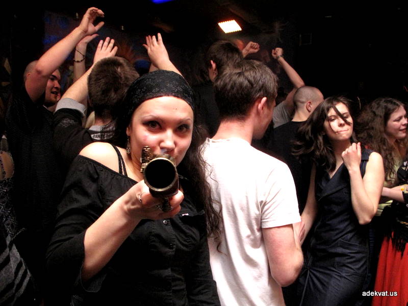 17/04/10 - Gipsy Sound System в Граффити