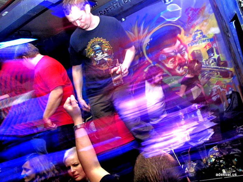 17/04/10 - Gipsy Sound System в Граффити