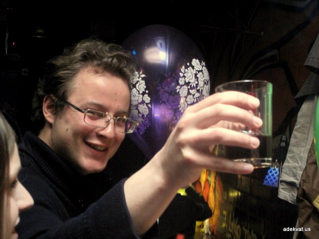 24/04/10 в Граффити. Играет Fila