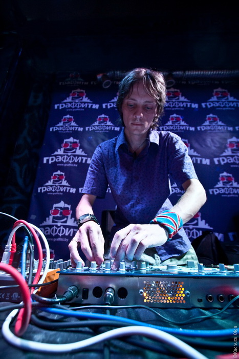 25/08/09 - Карп, Dreamlin, Egor Kaway, Vjik72 feat. B-Twisted в клубе «Граффити»