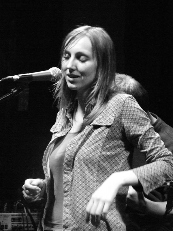 22/03/09 - "Мамкины бусы" в Граффити