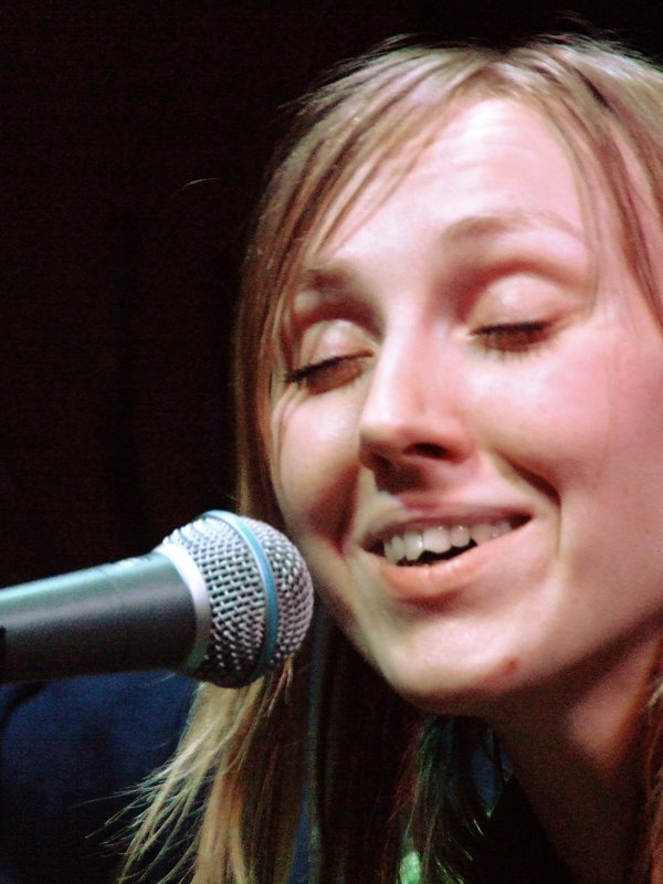 22/03/09 - "Мамкины бусы" в Граффити