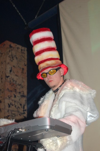 25/02/09 - Презентация дебютного альбома группы Till It Bleeds в клубе Гудвин